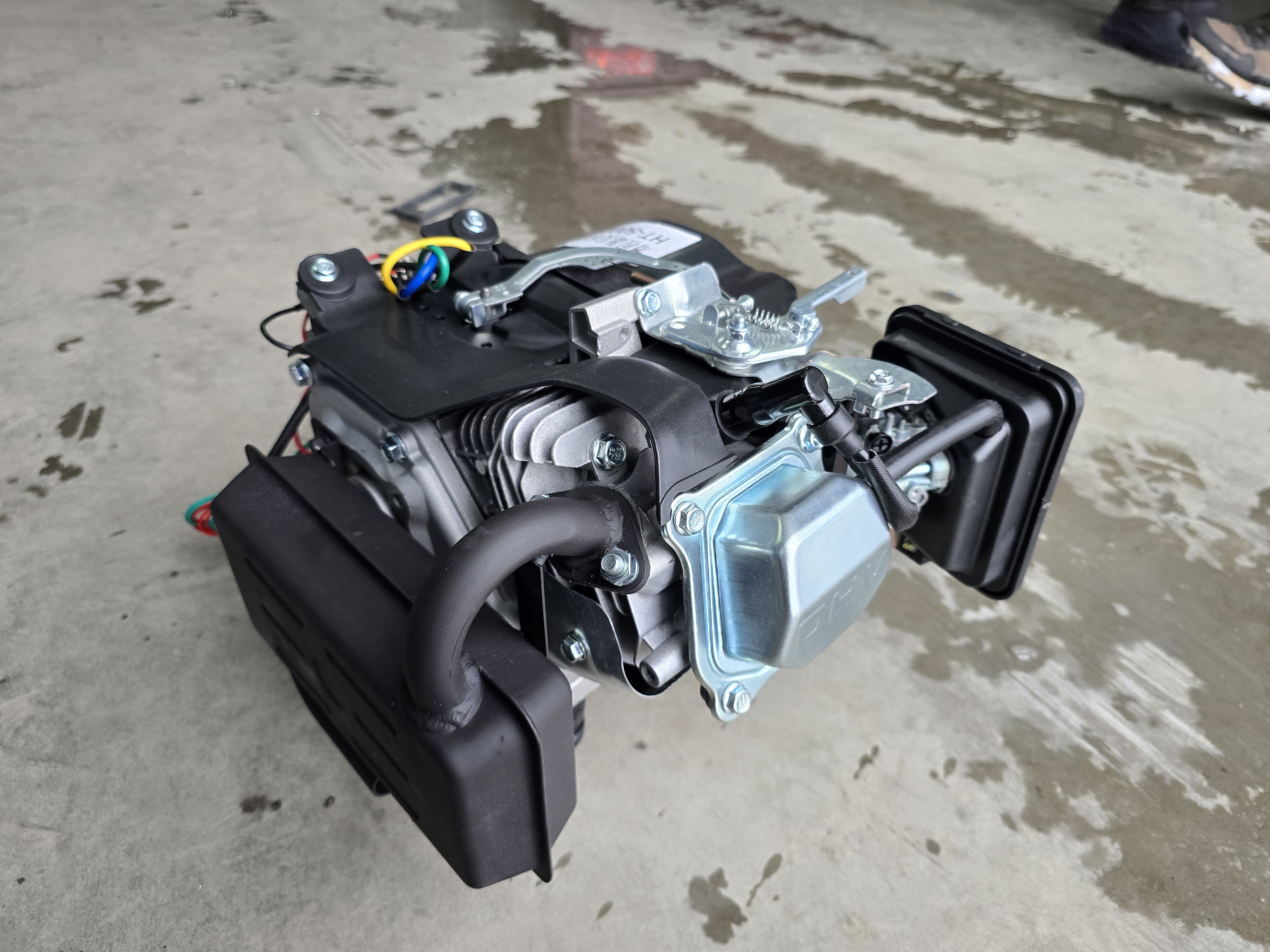 Бензиновый генератор ZengCheng 5kW